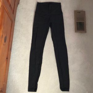 High waisted black lululemon wunder unders